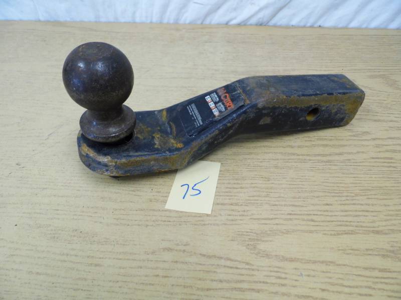 lot 75 image: Receiver Hitch