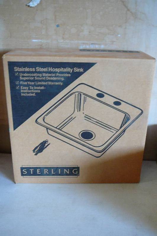 lot 304 image: Sterling Bar Sink