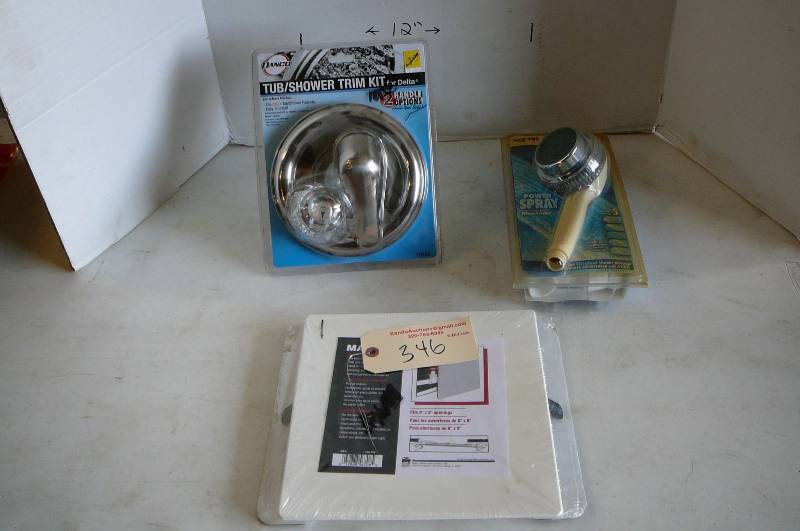 lot 346 image: Delta TubShower Trim Kit