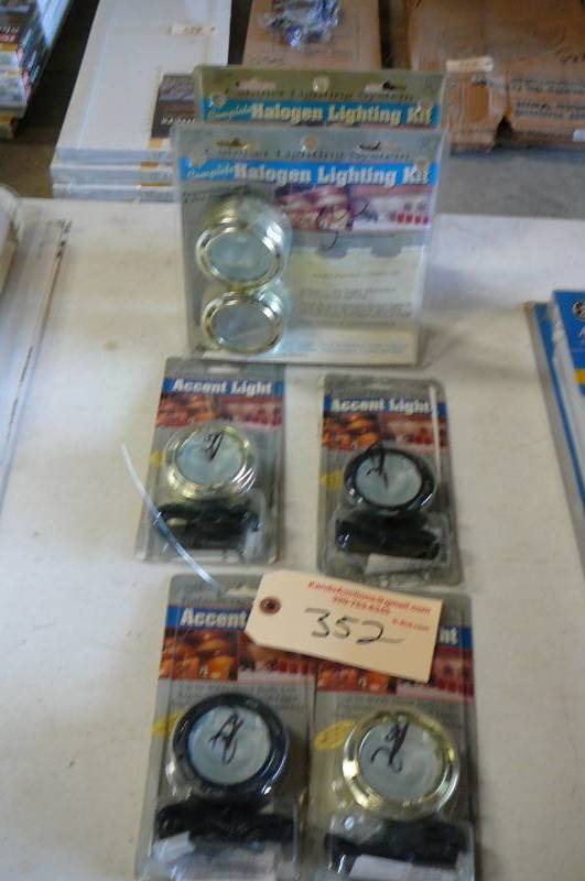 lot 352 image: Lighting