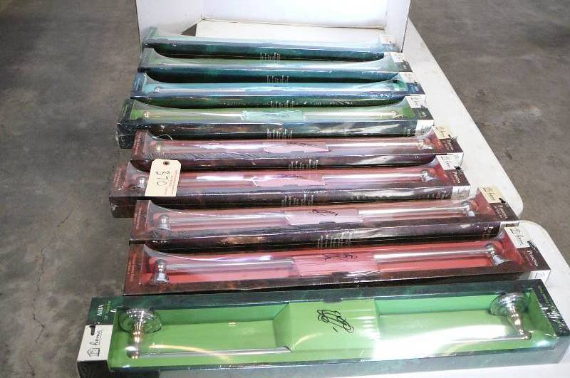 lot 370 image: Home Towel Bars 24