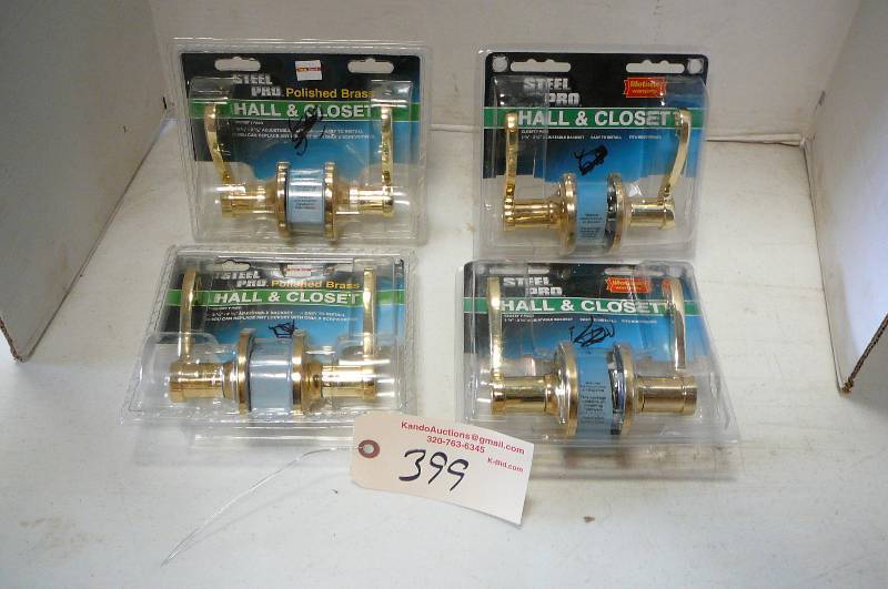 lot 399 image: Steel-Pro Hall & Closet Latches