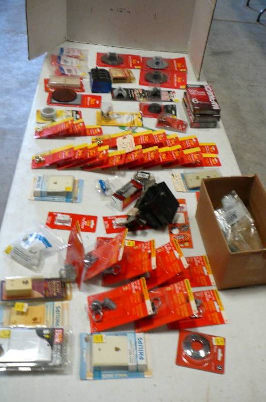 lot 412 image: Electrical Items