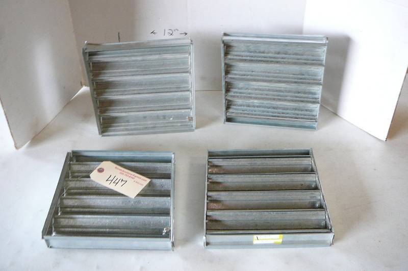 lot 447 image: Louvered Vents