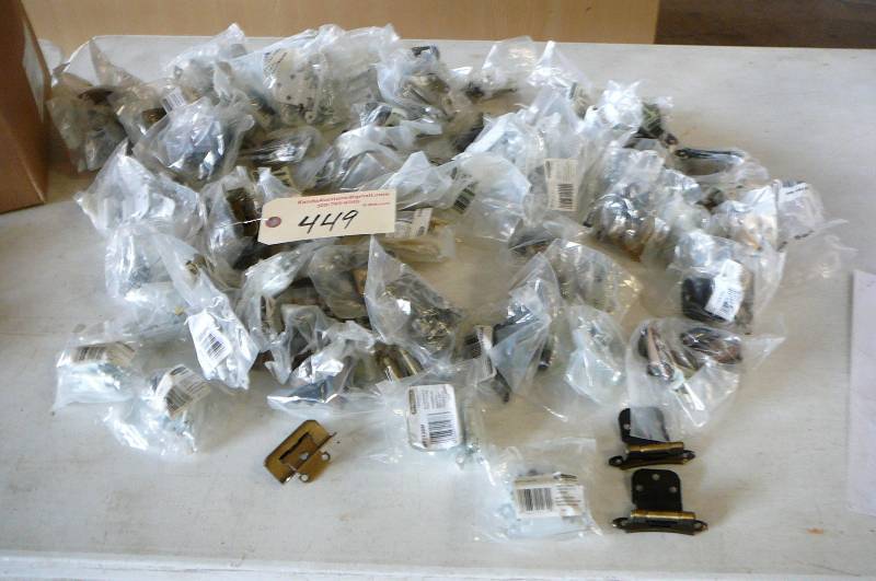 lot 449 image: Large Lot of Misc Cabinet Hardware