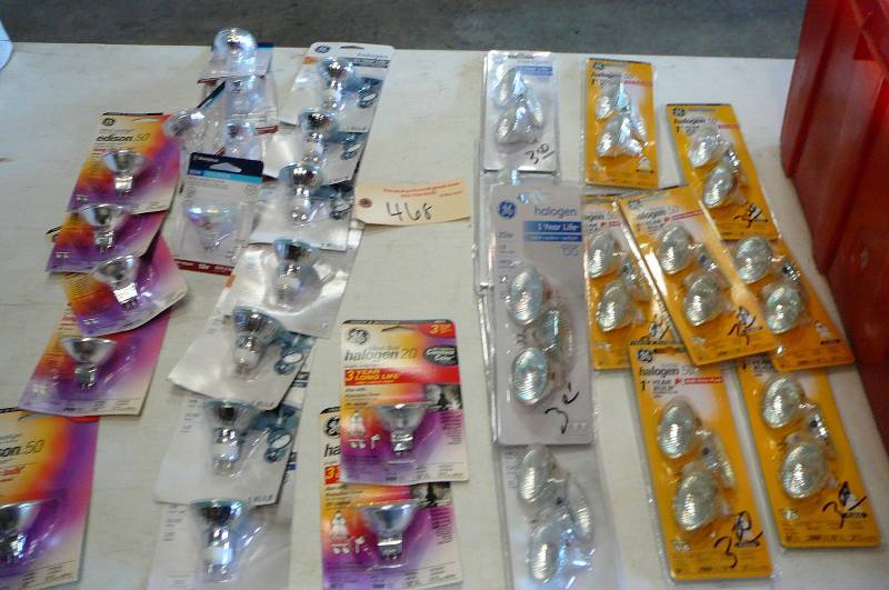 lot 468 image: Lot of Misc Halogen Lights