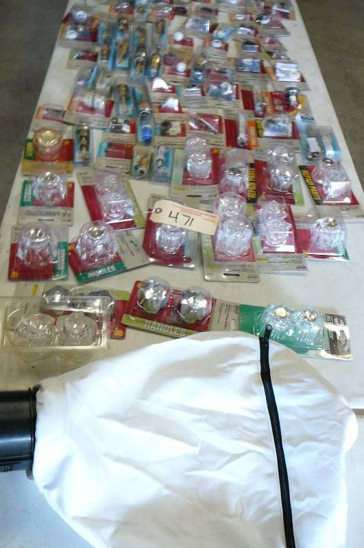 lot 471 image: Lot of Misc Plumbing Supplies