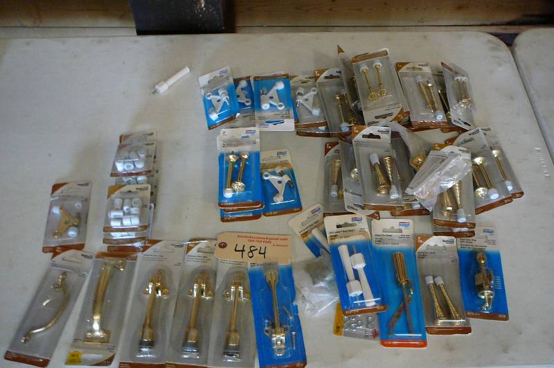 lot 484 image: Large Lot of Misc Door Stops