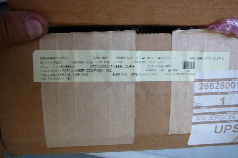lot 500 image: Window Blinds