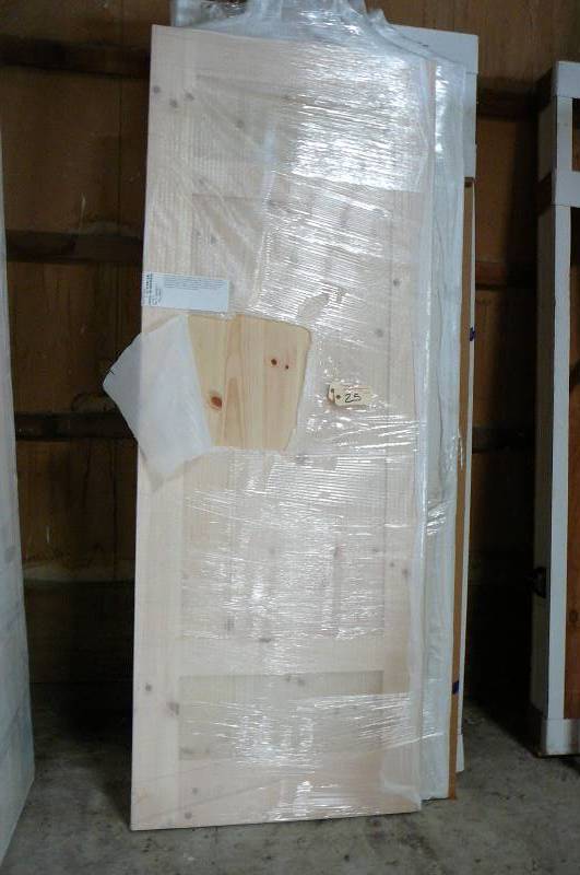 lot 25 image: Bayer Built Knotty Pine Interior Door