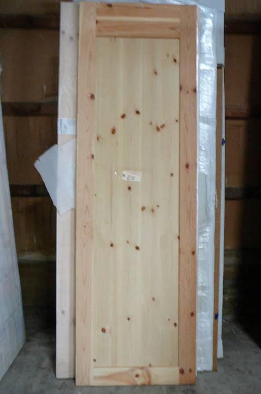 lot 26 image: Bayer Built Knotty Pine Interior Door