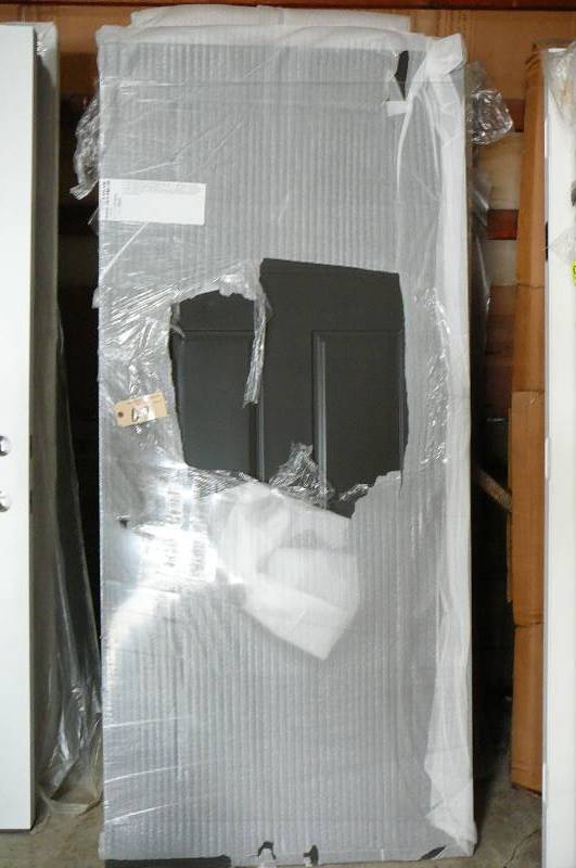 lot 67 image: Bayer Built Metal 3 Panel Door