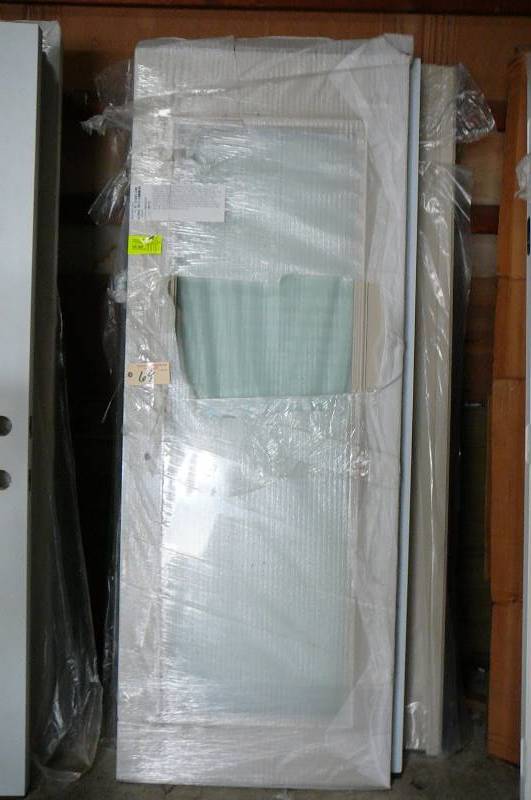 lot 69 image: Bayer Built Pre-finished Exterior Steel Door