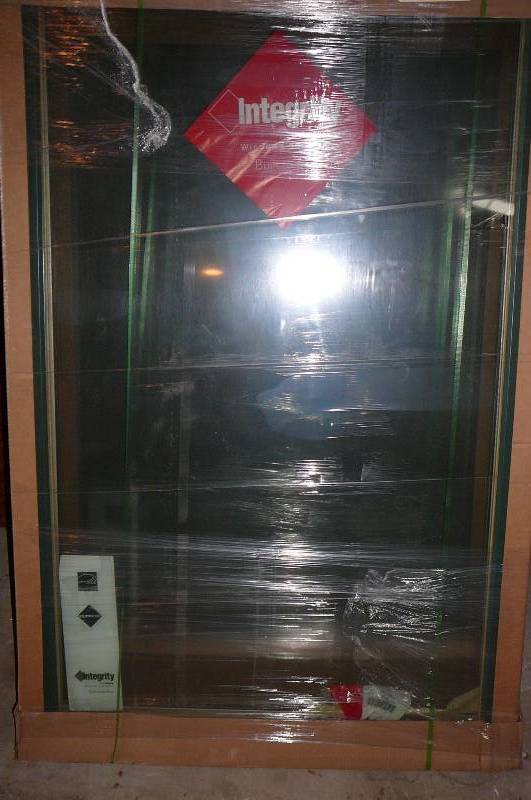 lot 134 image: Integrity Window & Screen Crank Out