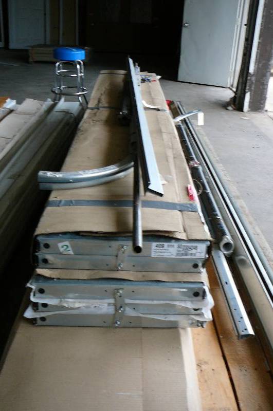 lot 197 image: White Garage Door Panels