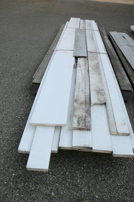 lot 271 image: Vessatex Boards