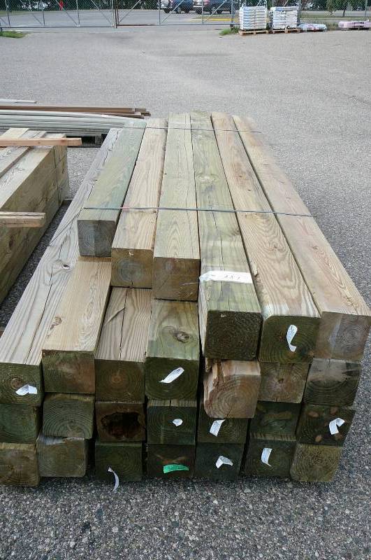 lot 281 image: Green Treated Posts