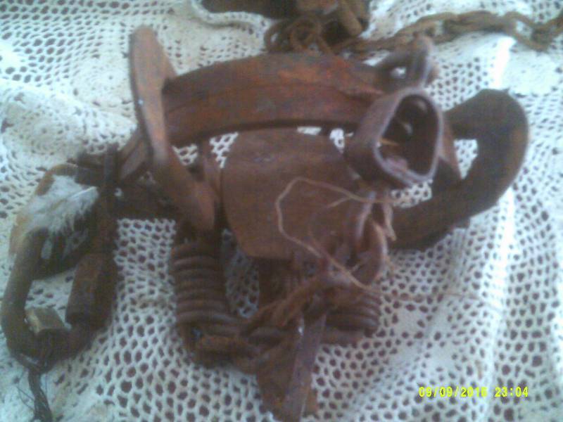 2 ANTIQUE TRAPS
