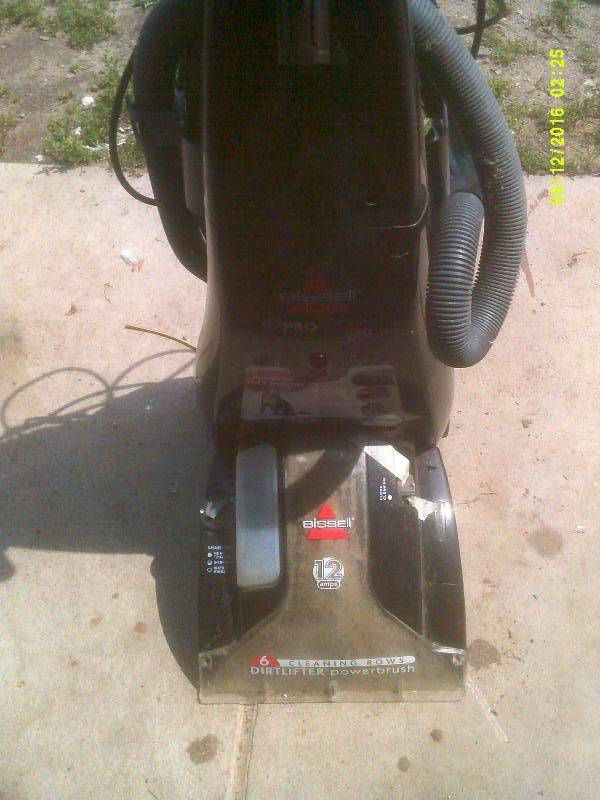 BISSEL PROHEAT CARPET SHAMPOOER
