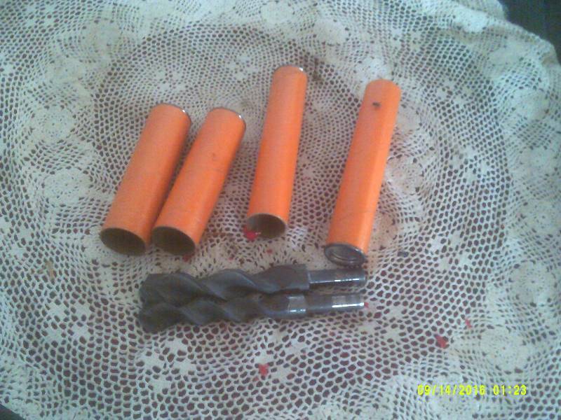 2732 AND 1 116 DRILL BITS