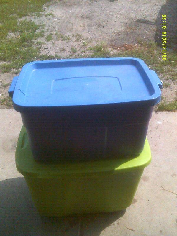 2 TOTES
