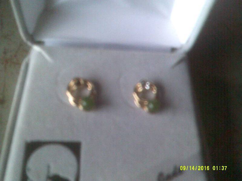GENIUNE JADE EARINGS