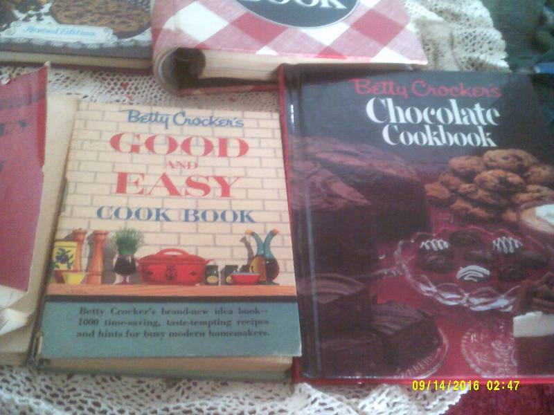 VINTAGE AND COLLECTIBLE COOKBOOKS