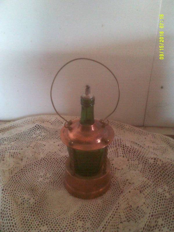 VINTAGE OIL LAMP