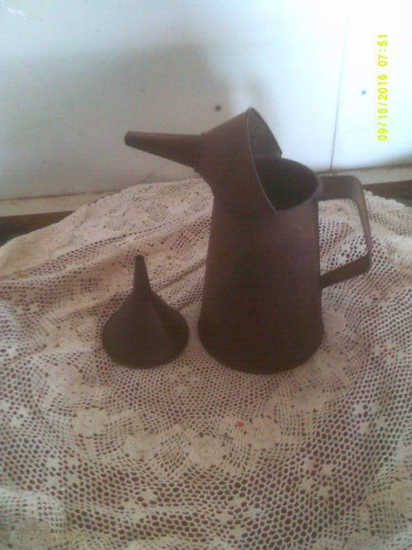 VINTAGE OIL SPOUT CAN AND FUNNEL
