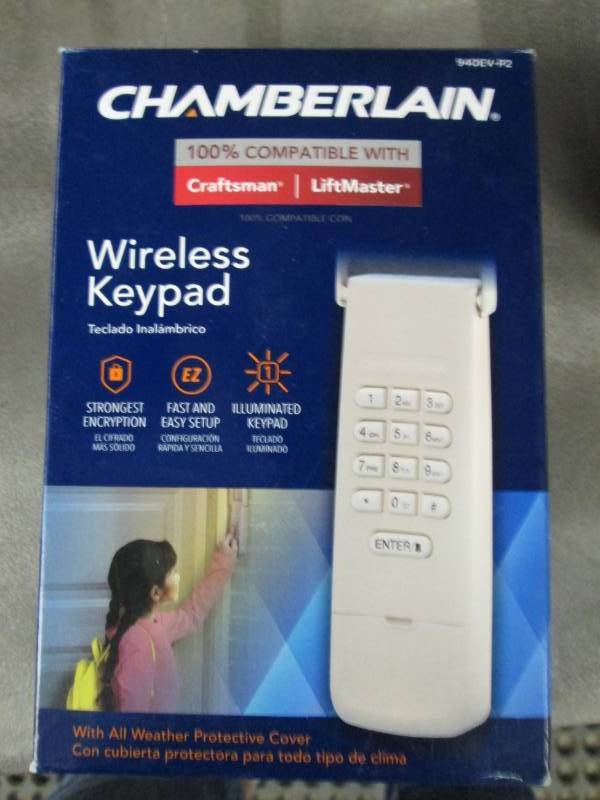 Chamberlain Wireless Keypad open bo...