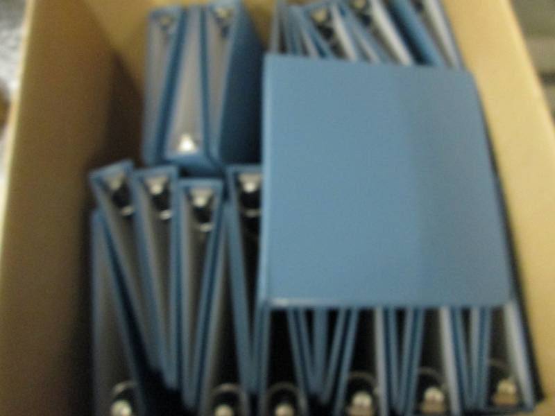 Lot of 25 Wilson Jones 3 Ring Binde...