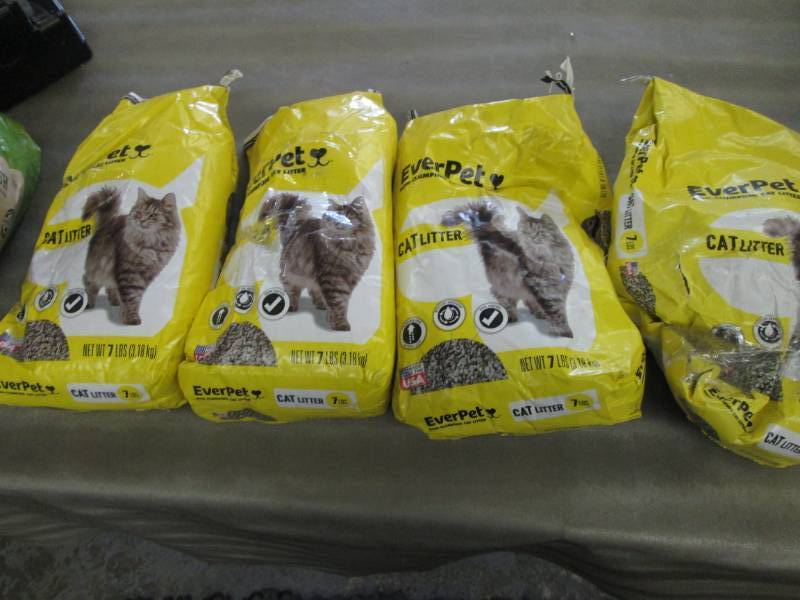 4 Damaged Bags Ever Fresh Cat Litte...