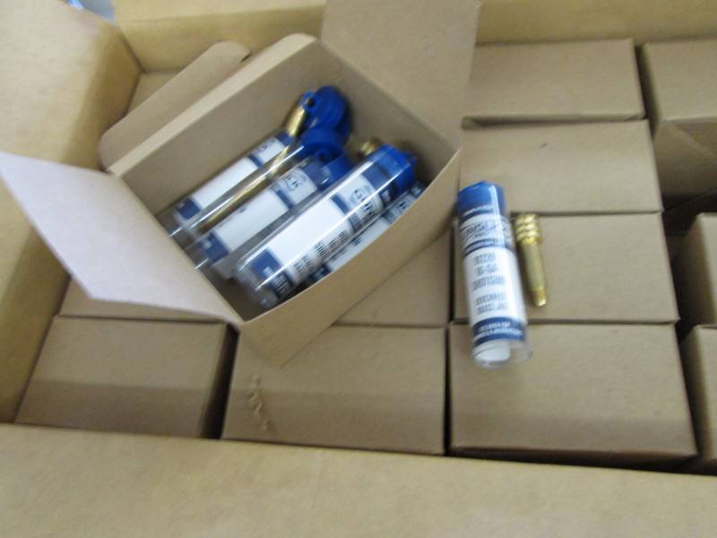 Lot of 16 boxes of 6 (96) Gunslick ...