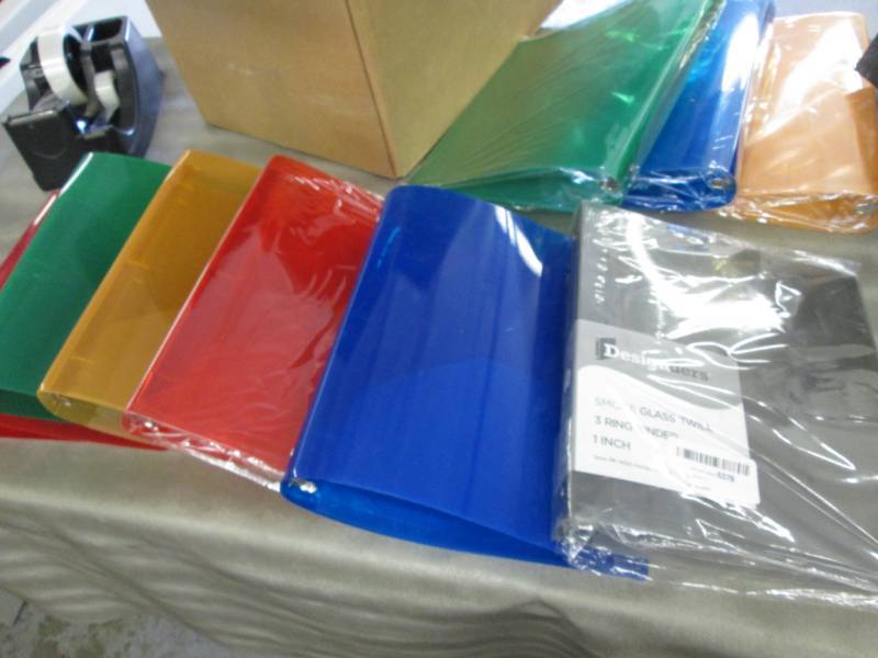 Lot of 9 Designders Glass Twill 1 i...