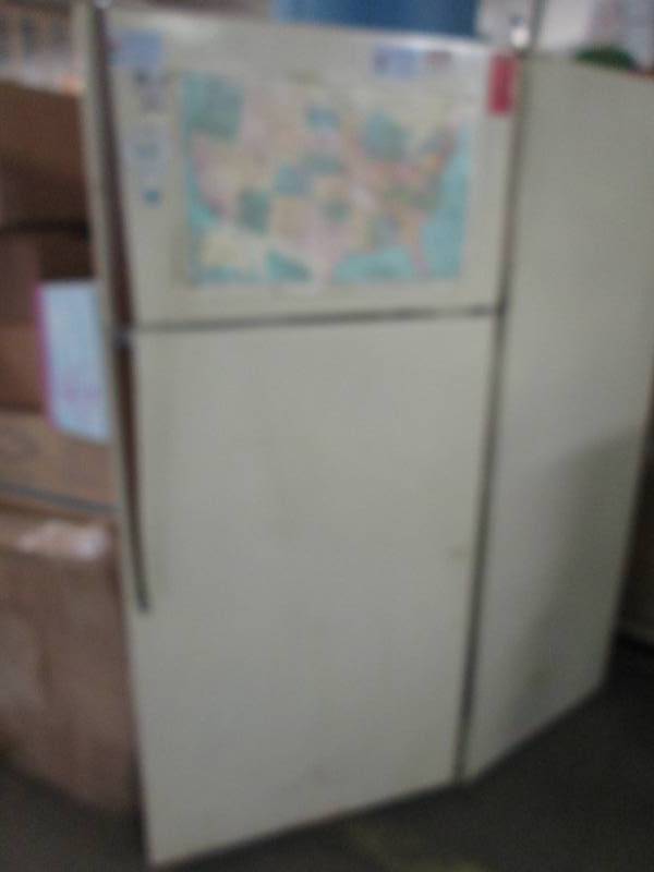 Kenmore Refrigerator- needs thoroug...