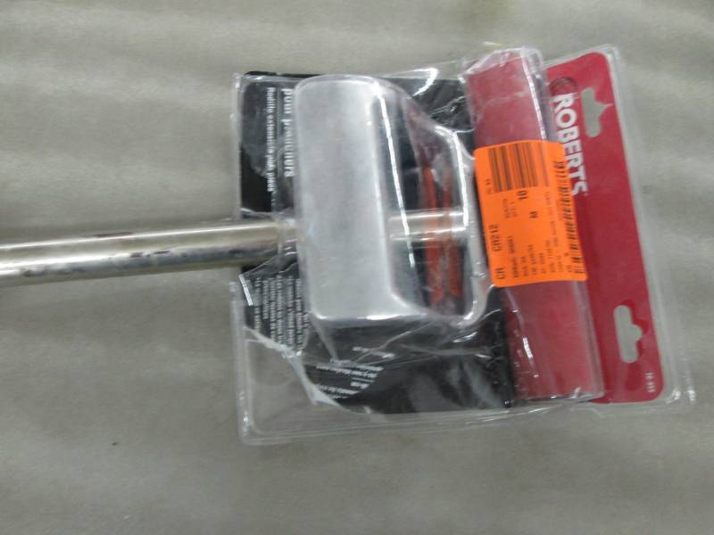 Roberts Extendable Floor Roller Ret...