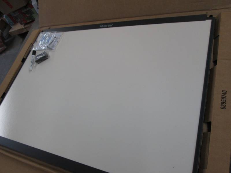 Quartet EuroFrame Total Erase Board...