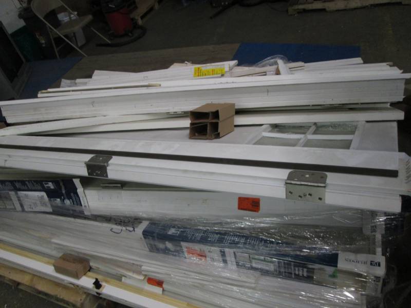 Pallet of Doors in varying conditio...