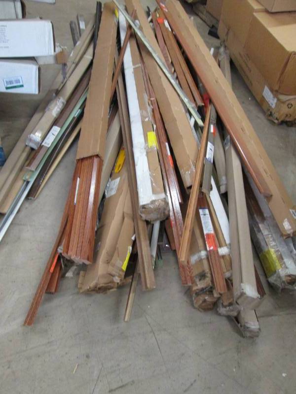Huge Lot Flooring Trims & Transitio...
