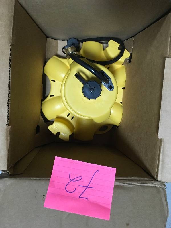 WAYNE 0.16 HP WaterBUG Submersible Utility Pump with Multi-Flo Technology in good conditions