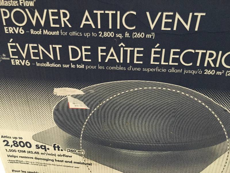 Master Flow 1500 CFM Power Roof Mount Attic Fan in Shingle Match Weathered Wood in good conditions