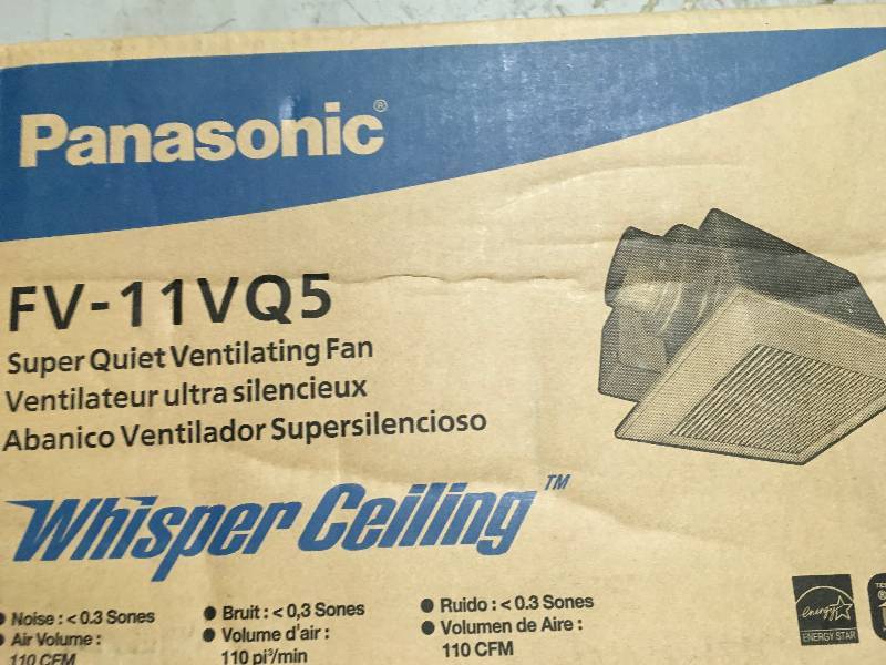 Panasonic WhisperCeiling 110 CFM Ceiling Exhaust Bath Fan, ENERGY STAR in good conditions