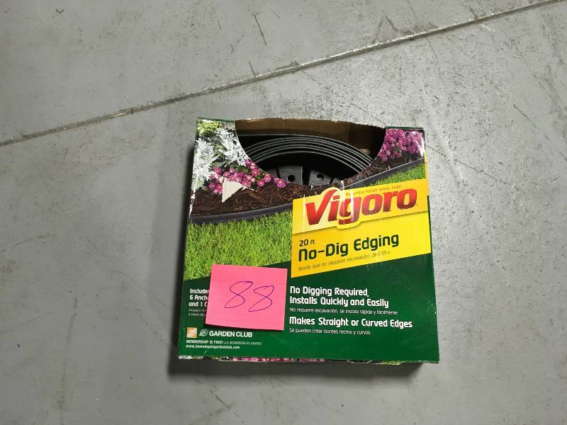 Vigoro 20 ft. No-Dig Landscape Edging Kit in good conditions