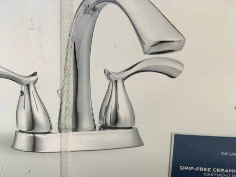 Glacier Bay Edgewood 4 in. Centerset 2-Handle High-Arc Bathroom Faucet in Chrome New