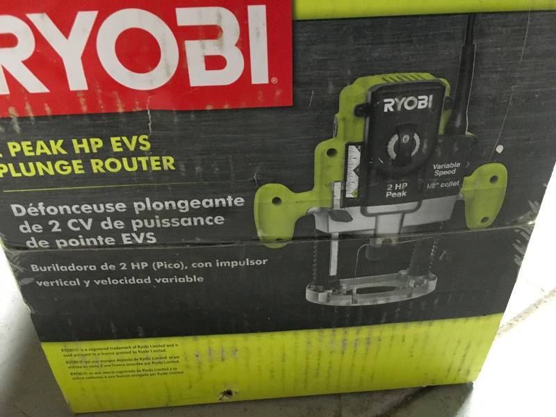 Ryobi 10 Amp 2 HP Plunge Base Router in working conditions