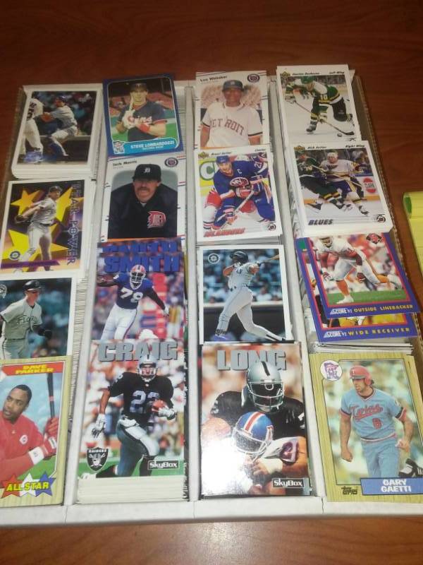 3000 Cards MLB, NFL, NHL variety