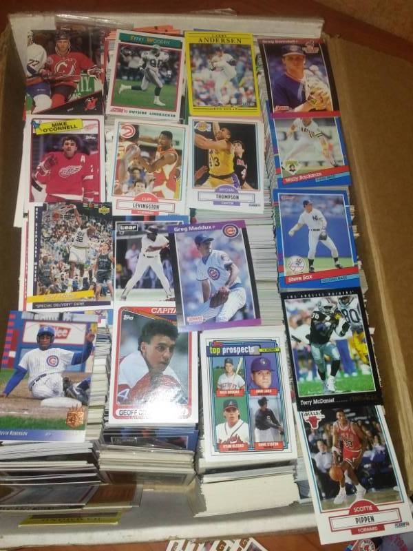 3300 MLB, NBA, NFL, NHL variety