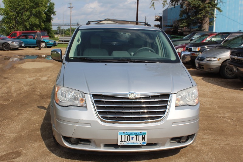 2008 Chrysler Town & Country Touring Signature Series