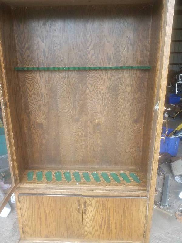 Gun Cabinet....12 Place, Nice storage as well
