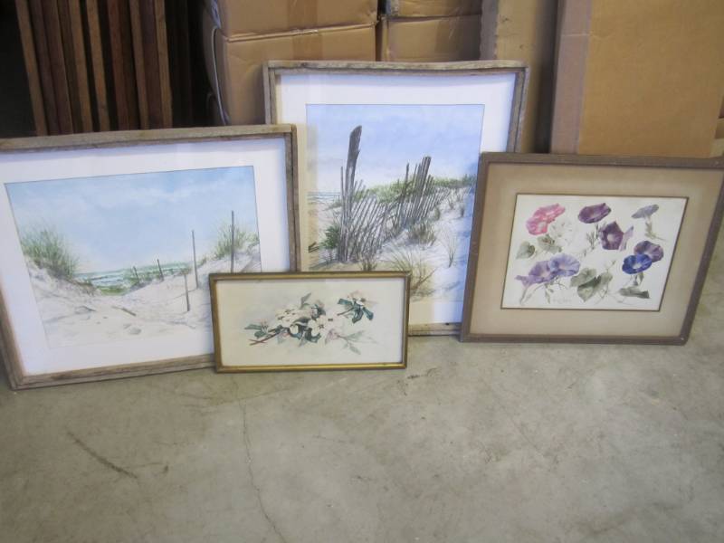 lot 14 image: Lot of Vintage Framed Wall Decor  F...